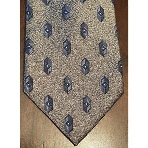 Andrew Fezza New York Hand Made 100% Silk Men’s Neck Tie Made In China